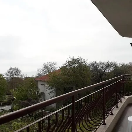 Апартамент 2 Чакови Apartament Bjała